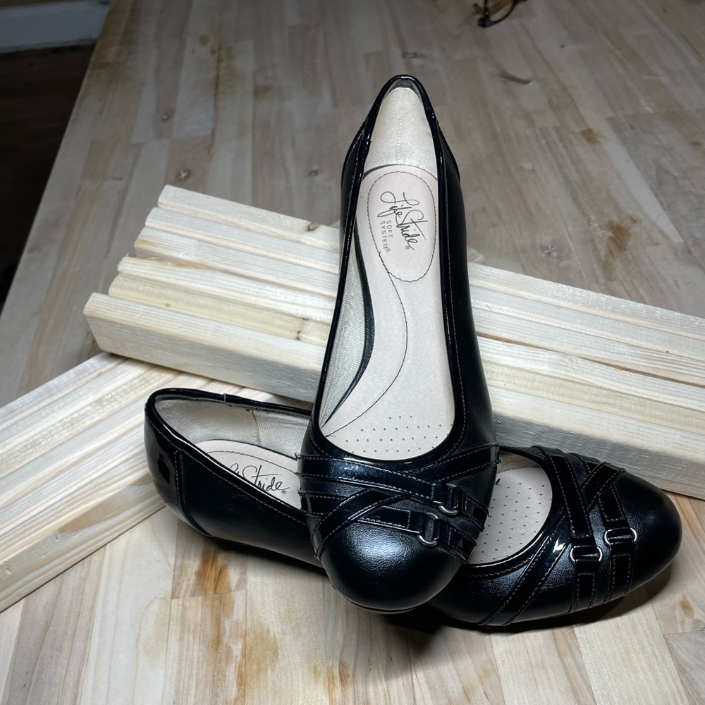 NEW Ladies Lifestride Black Ballerina Style Leather Loafer Comfort Flat
